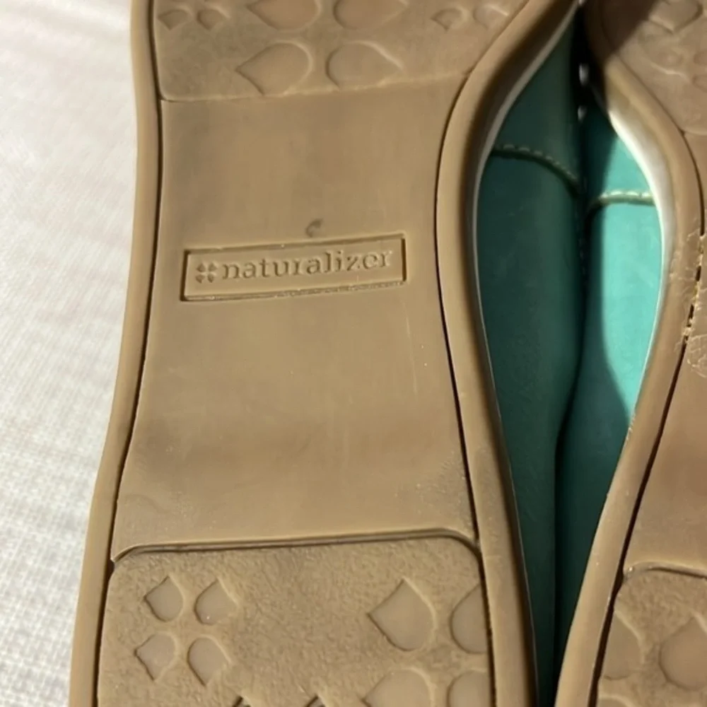 Naturalizer ,size  10M, TIFFANY GREEN 🥰Hamilton boat loafer, slip on